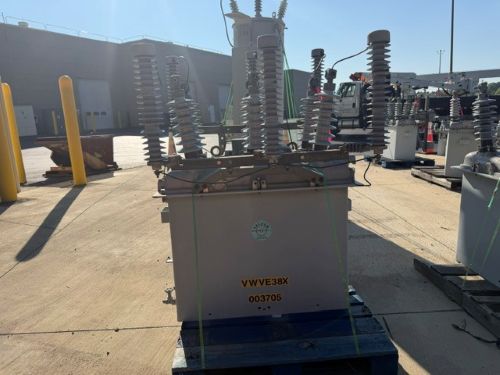 Cooper Power VWVE38X Recloser (Serial 003705) - Image 4